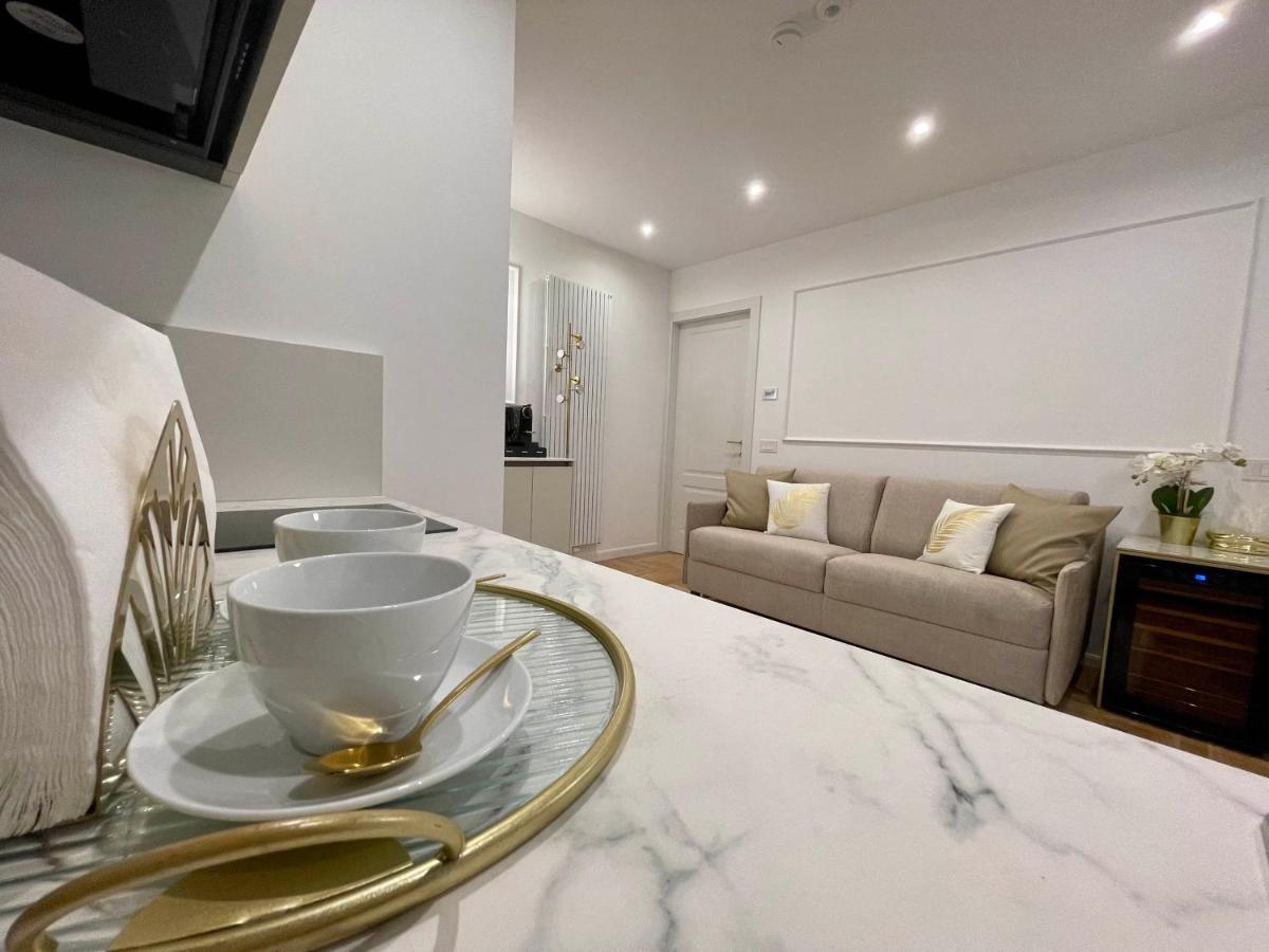 Bellagio Luxury Suites Apartments 외부 사진